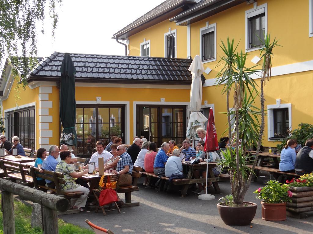Perbersdorfer Heuriger Hotel Neuhofen an der Ybbs Eksteriør billede
